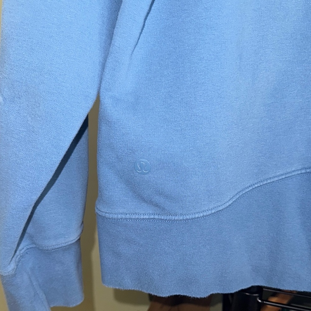 Lululemon Loungeful Hoodie 6/Soft Denim - Picture 6 of 11